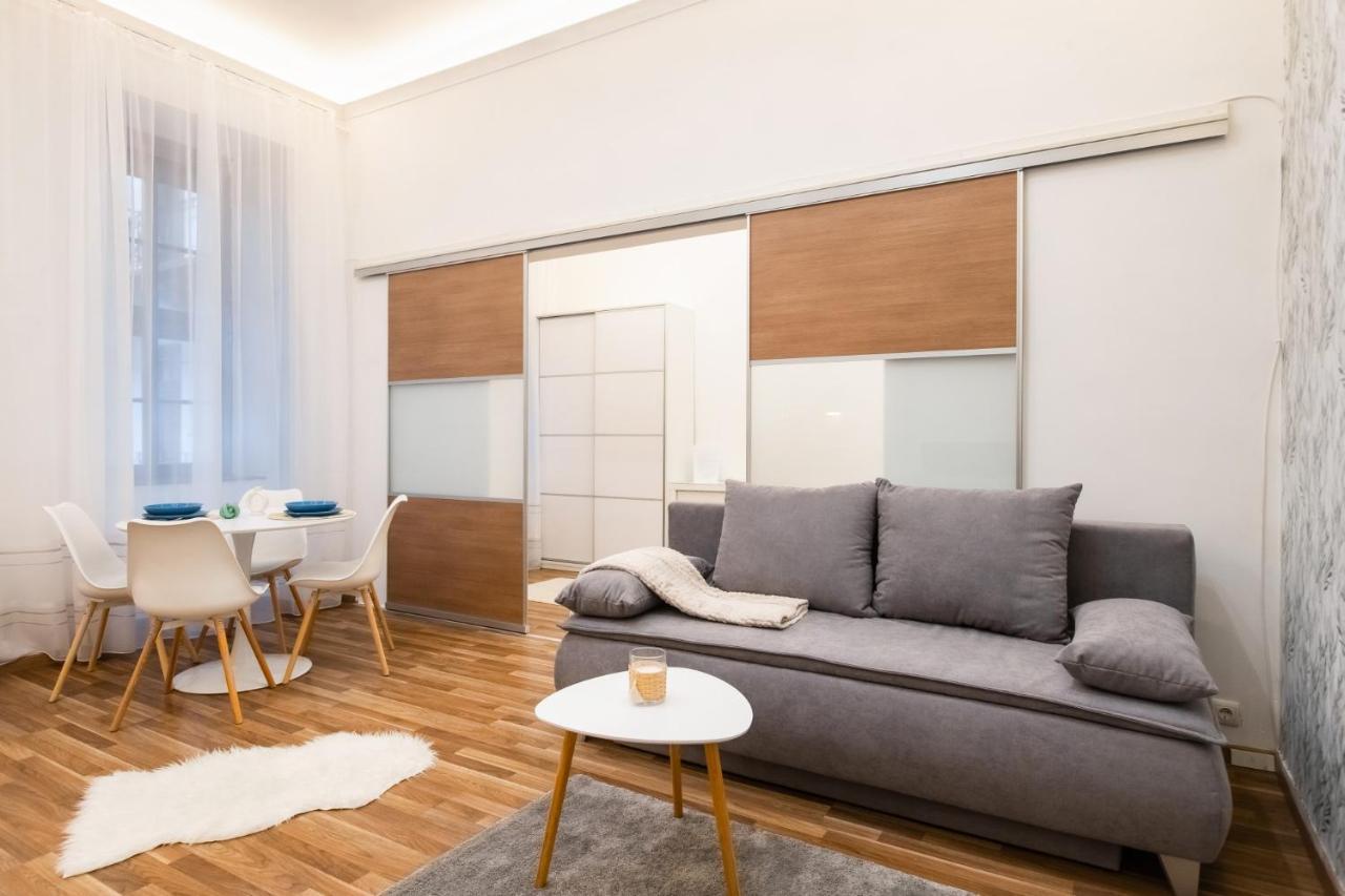 Erika'S Downtown Home Будапеща Екстериор снимка